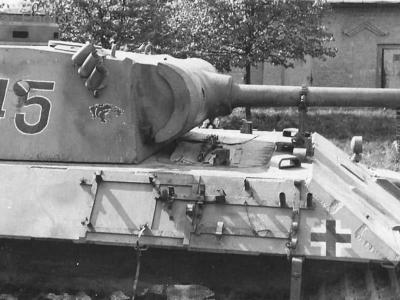 Panther 745 of the 52 Panzer Battalion, 1943