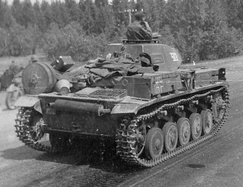 Schwimmpanzer II tank | World War Photos