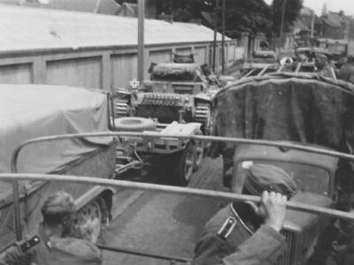 Panzer III on trailer photo