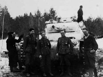 Medium tank Panzer III with winter camouflage
