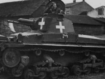 Panzer 35t number 244 – 1 leichte division