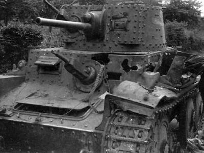Destroyed early Panzer 38(t)