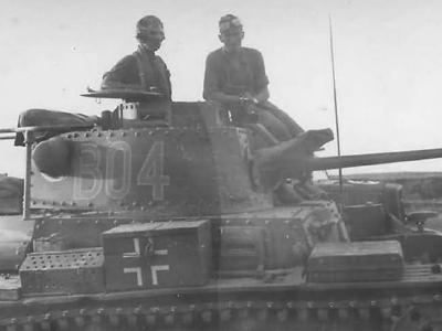 Command vehicle Panzer 38t coded B04