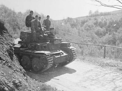 Panzer 38t tank 13