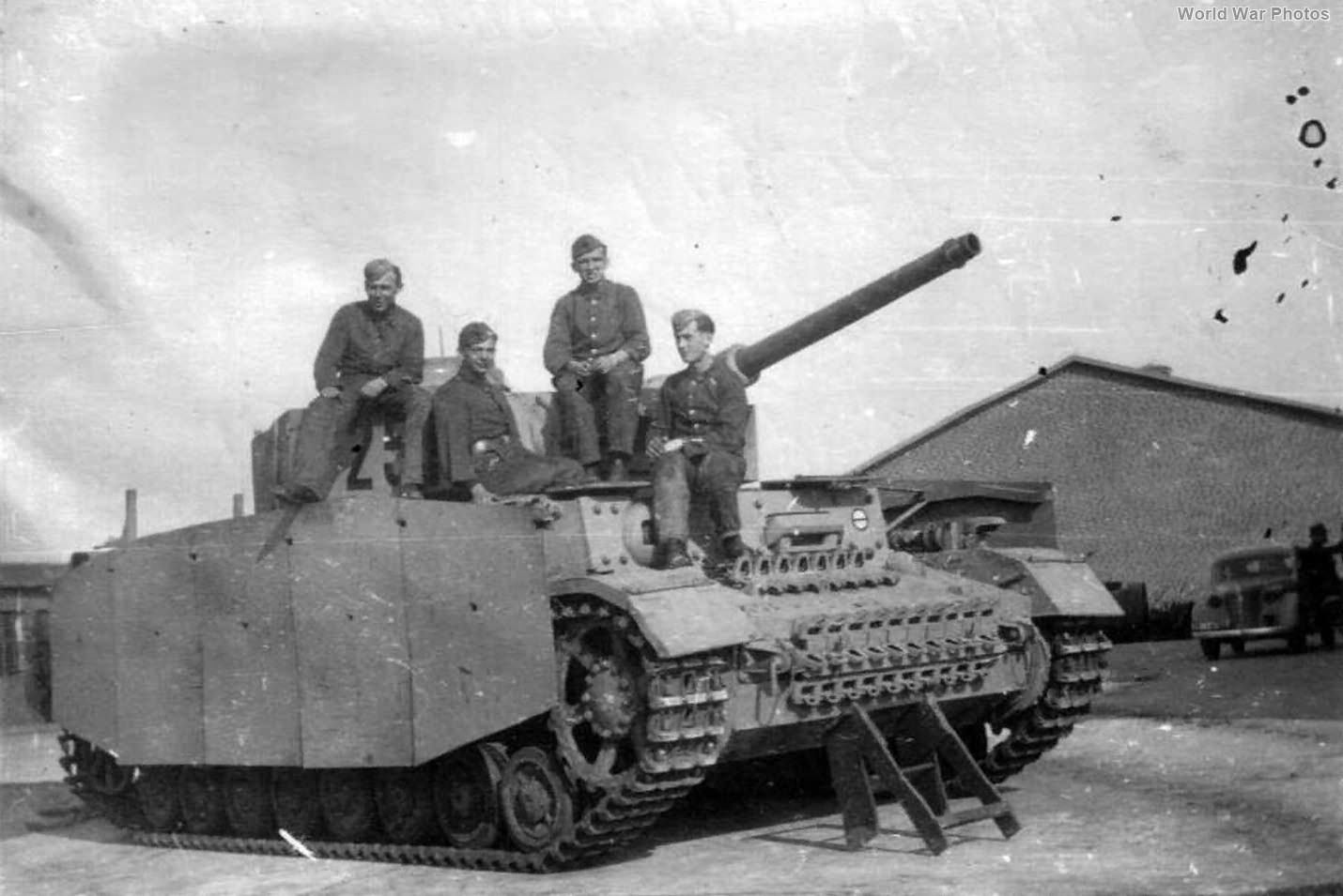 Panzer IV Ausf H 4 | World War Photos