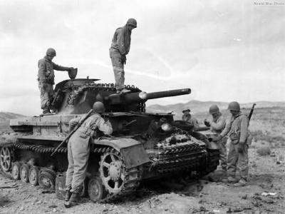 Destroyed Panzer IV Ausf G of the DAK 1943