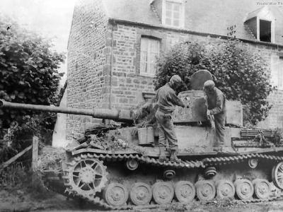 Captured Panzer IV Ausf H 831