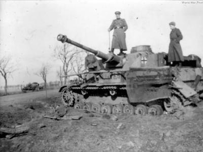 Panzer IV Ausf J with Thoma Schurzen , Eastern Front