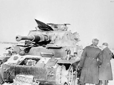 Destroyed Panzer IV Ausf F2 1942