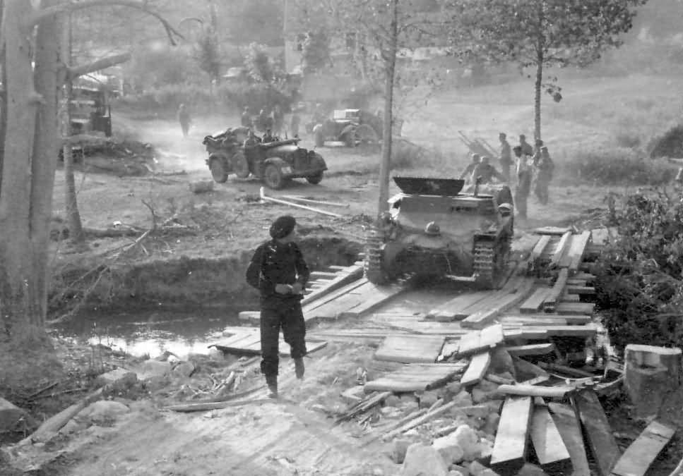 Panzer I ohne Turm France 1940 | World War Photos