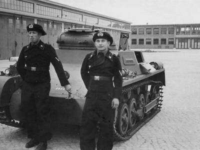 Crew with their Panzer I tank 3