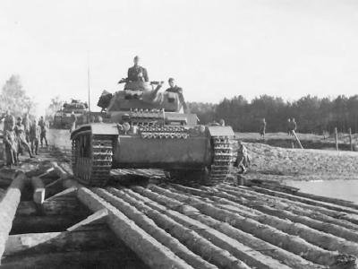 Panzer III ausf J on bridge