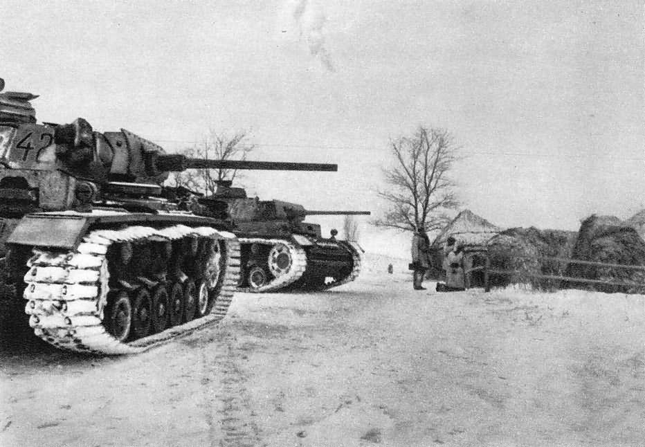 Panzer III with winterketten 1943 ostfront | World War Photos