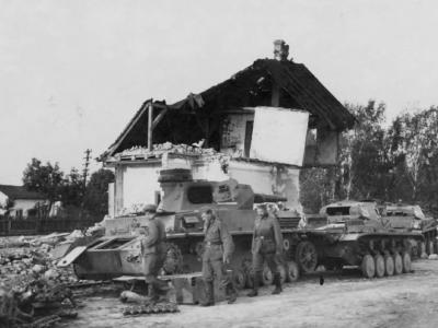 Destroyed Panzer IV and Panzer II tanks
