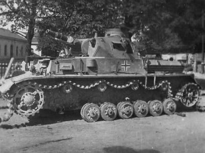 Destroyed medium tank Panzer IV 2