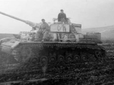 Panzer IV Ausf H 61