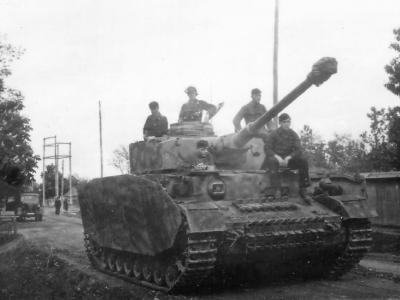 Panzer IV Grossdeutschland Division east front 1944