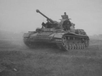 Pz.Kpfw IV ausf F2 wwii tank