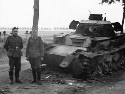 knocked out tank Panzer IV