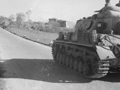 Early Panzer IV Italy 5