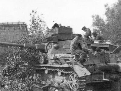 Panzer IV Ausf. G – 17