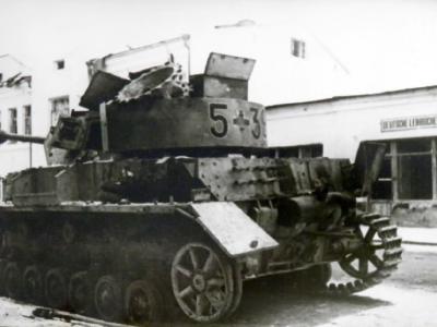 knocked out Panzer IV Ausf. J 539