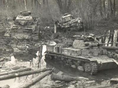 Panzer IV and Panzer II Russia October 1941