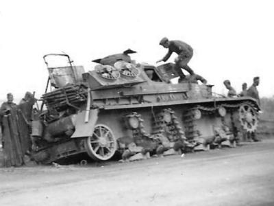 knocked out Panzer IV 48