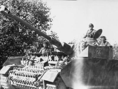 Panzer IV number 923
