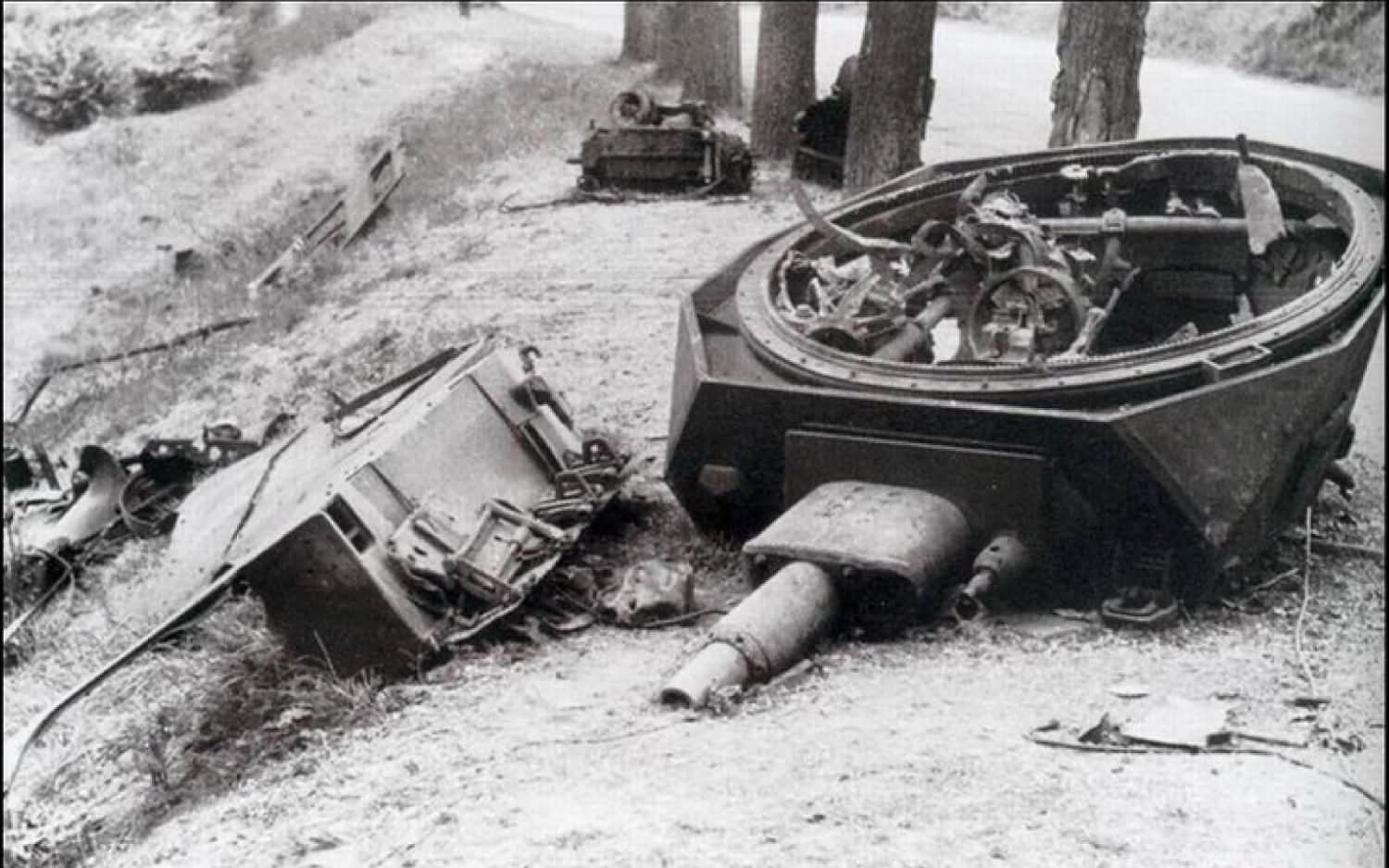 Panzer IV turret destroyed 67