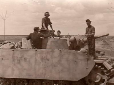 Panzer III ausf M tank with schurzen 1943