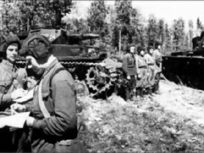 Soviet Pz.Kpfw III and IV tanks