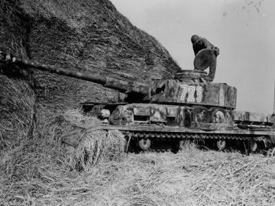 Panzer IV Ausf H numbered 725 of 7/Panzer-Regiment 26 – Sezze Italy 1944