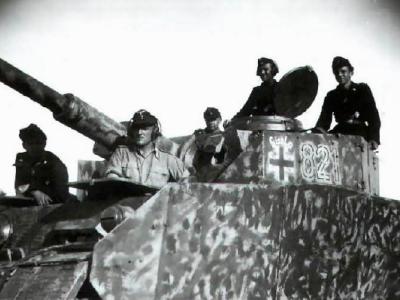 Panzer IV ausf J 821 Gisela 2