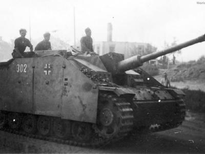 StuG 40 302