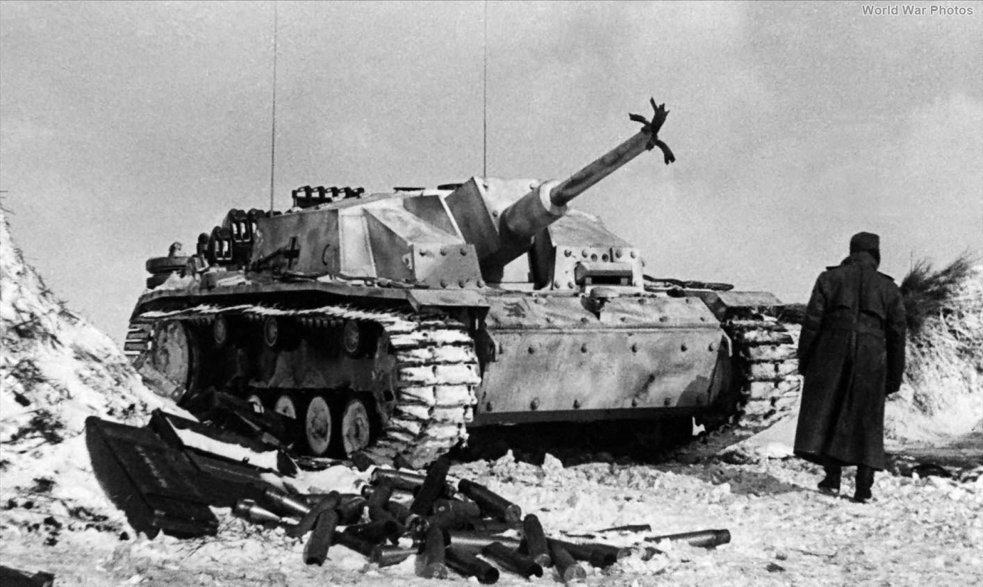 StuG 40 of the Sturmgeschütz-Abteilung 904, 22 February 1943