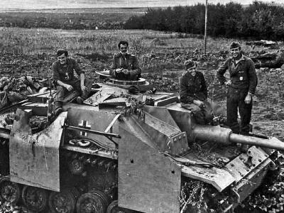 Damaged StuG 40 Ausf G 1943