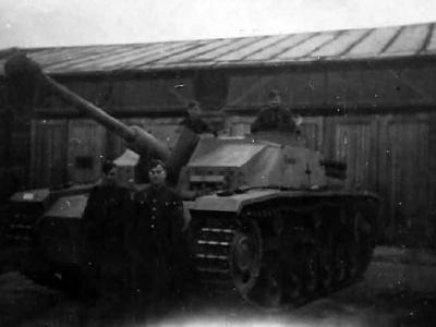 StuG 40 Ausf G 3rd SS Panzer Division Totenkopf 2