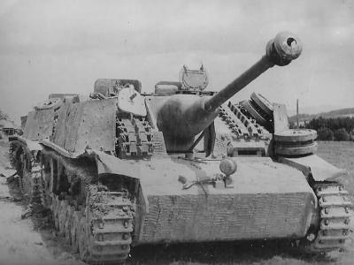 StuG 40 Ausf G with Zimmeritt