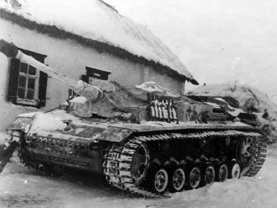 StuG 40 with Winterketten