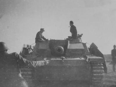 StuG 40 Ausf G front view