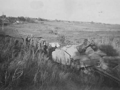 Sturmhaubitze StuH 42 with schurzen 3