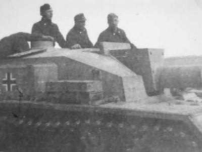 StuG 40 Ausf F number 202