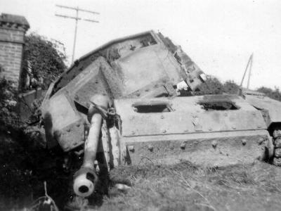 knocked out StuG 40