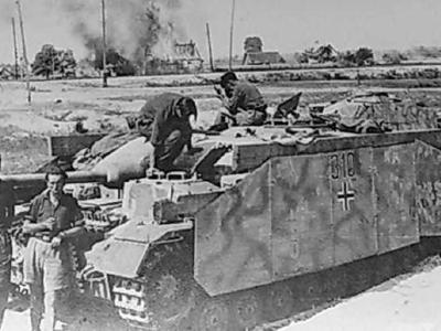 Assault gun StuG IV number 310