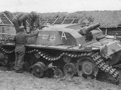 Damaged StuG III Ausf B