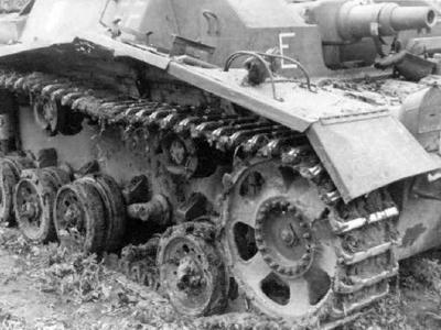 Damaged StuG III E