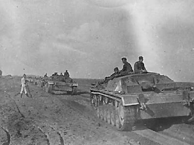 StuG IIIs advance in a mechanized column, Russia 1941