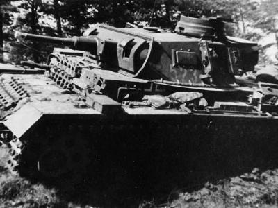 Tauchpanzer III tactical number 523