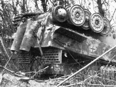 PzKpfw VI Tiger of the 3/Schwere Panzer-Abteilung 503, tank number 313. France 1944